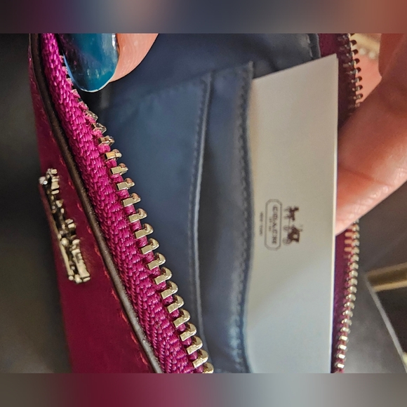 Coach Magenta Leather Slim Wristlet Clutch with silver chain New with Tags - Picture 3 of 14